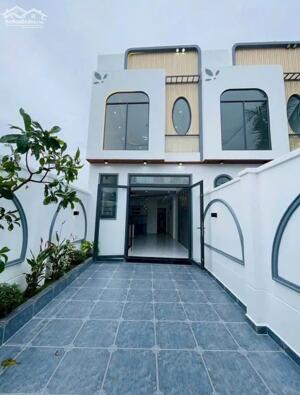 NGỘP QUÁ NGỘP CẦN BÁN NHANH NHÀ MỚI HOÀN THIỆN, CHỈ 550 TRIỆU TRẢ TRƯỚC