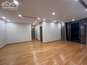 Bán gấp căn hộ chung cư N01T3 Ngoại Giao Đoàn – DT 128m2 ( 3pN) – ban công Nam.