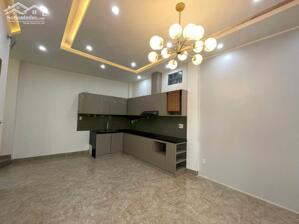  NHÀ 2 TẦNG SÁT MẶT TIỀN NGUYỄN HÀNG – CẨM LỆ