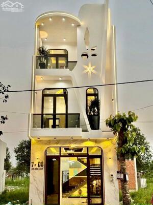 NHÀ ĐẸP TUYỆT VỜI MỚI 100% ĐƯỜNG D6 KDC HỒNG LOAN, CÁI RĂNG, CẦN THƠ