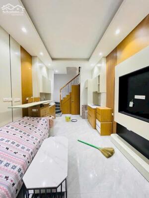 Mặt Phố Yên Hòa – 60m² – 3 Tầng – Mặt Tiền 3.5m – Giá 23 Tỷ – Vị Trí Kinh Doanh