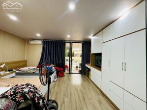 Bán căn hộ tập thể Vĩnh Hồ, Đống Đa, DT 70m2, nhà 2 mặt thoáng ở luôn