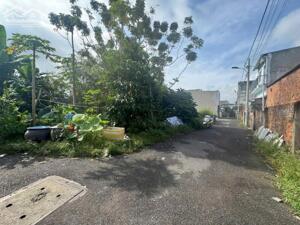 BÁN ĐẤT LÔ GÓC – HẺM XE HƠI – 56.6m² (4 x 14.77) – SÁT MẶT TIỀN NGUYỄN XIỂN – NGAY VINHOMES GRAND PARK