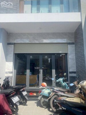 NHÀ 1 TRỆT - 2 LẦU - SÂN THƯỢNG. MẶT TIỀN ĐƯỜNG PHÓ CƠ ĐIỀU, PHƯỜNG PHƯỚC HẬU, VĨNH LONG.