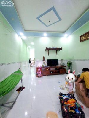 Bán nhà cấp 4, vị trí đẹp, thuộc Quân Đoàn 4 gần chợ cây xăng 26 phường Tân Phong.