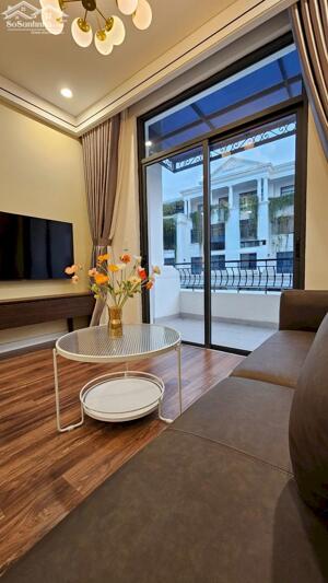 Cho thuê căn hộ 2PN cao cấp giá 16tr tại Vinhomes Marina