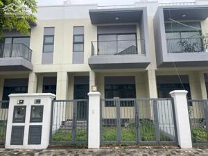 BÁN NHÀ 1 TRỆT 1 LẦU – HOÀN THIỆN MẶT NGOÀI – KHU ĐÔ THỊ AQUA CITY, LONG HƯNG