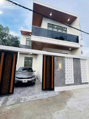 BIỆT THỰ NGHỈ DƯỠNG FULL NỘI THẤT NGAY TRUNG TÂM CHỈ 700TR SỞ HỮU