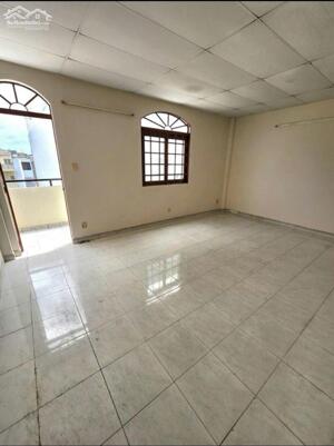 Bán nhà Quận 7 HXH 30 Lâm Văn Bền dt 11x30, 2 lầu có 35Phòng trọ