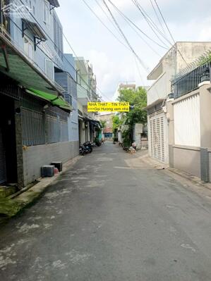 Bán nhà Hẻm xe hơi Phạm Văn Chiêu, Gò Vấp, DT 69m2, 2 tầng, 4PN - Chỉ nhỉnh 5 tỷ