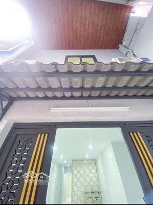 nhà đường bà hạt, p9, q10, dt 42 m2, 3 tầng, 4 pn, 3 wc, sân để xe máy, giá chỉ 5,18 tỷ