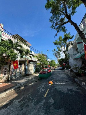 bán nhà gác lửng mặt tiền đường mỹ an 23 gía cả nhà và đất chỉ 8,9 tỷ khu mỹ an ngũ hành sơn