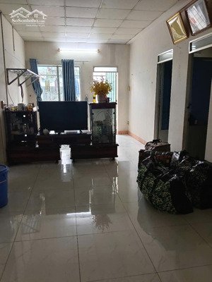 cho thuê căn hộ chung cư 189 cống quỳnh phường nguyễn cư trinh,quận 1,lầu 3 thang bộ. dt90m2. 4pn.