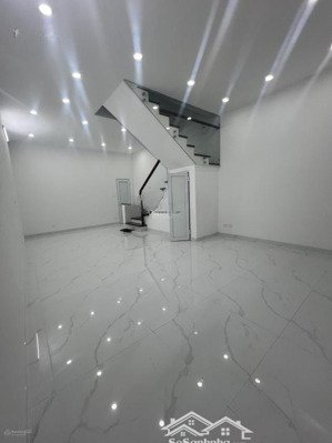 cần cho thuê nhà liền kề định công, dt 45m2 * 4t, ngõ ô tô tải, giá 15tr/th