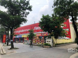 cho thuê nhà mp nguyễn chí thanh, mặt tiền 30m, dt 300m2, 1 tầng, giá: 110 triệu/ tháng