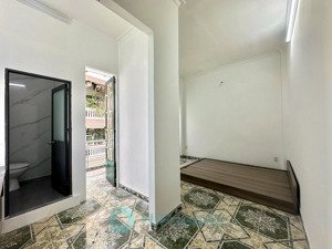 cho thuê phòng trọ 1 phòng ngủ tách bếp bancol 30m2, giá 4,5 triệu tại tân sơn nhì, tân phú,