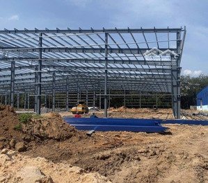 cho thuê nhà xưởng kế kcn vsip 2, diện tích 4400m2 nhà xưởng cho thuê, mới 100%, bàn giao ngay