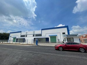 cho thuê 1.700m2 - 2.200m2 - 4.000m2 nhà xưởng mới 100% trong kcn bến cát bình dương