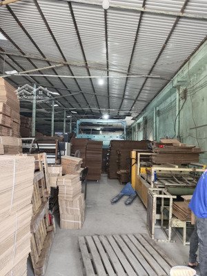 cho thuê nhà xưởng 1/ nguyễn ảnh thủ, dt xưởng 950m2, giá 50tr/tháng