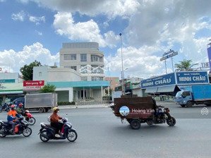 tòa nhà góc 2mt hà huy giáp, quận 12, 26x26m, cn: 578m2 6 tầng, chỉ 75 tỷ, giáp gò vấp