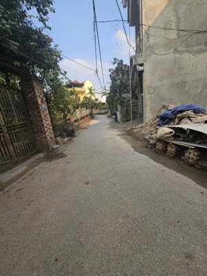 hiếm đất chỉ 100tr/m2 - trung tâm phúc lợi - hàng xóm vinhome - đầu tư giữ tiền - an cư lý tưởng