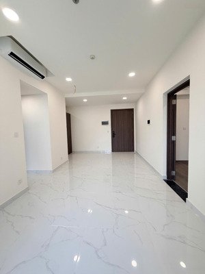 chính chủ cho thuê căn hộ cao cấp 86m2 nội thất cơ bản mới 100%, 15 tr/ tháng