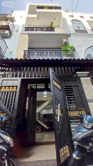 Bán nhà 4 Tầng HXH Thông tứ phía, 56m2, 4PN, P.4 Tân Bình. Chỉ 9 Tỷ còn TL với chính chủ