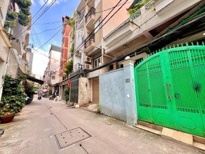 nhà rộng hiếm có hẻm lớn 7a thành thái, q10, 112m² vuông vức, giá tốt, chính chủ - lh 