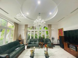 biệt thự vườn đào - 400m2 - xây mới - full nội thất cao cấp - hơn 300 tỷ