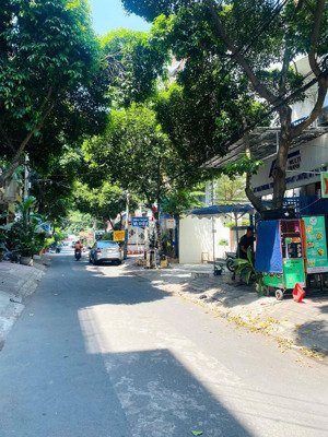 bán đất đường d2 nối dài (nguyễn gia trí) p25 bình thạnh gần loạt đại học lớn tiện xây hầm 4t