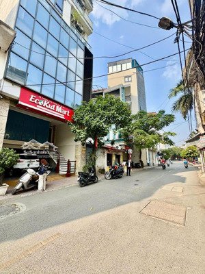 bán nhà mặt phố hồ văn chương, 151 m2 x 8t, view đẹp phù hợp làm văn phòng kd, có hầm, thang máy