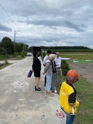 bùng lịch cuối tuần dẫn khách xem đất minh hưng 3 giá 595 triệu