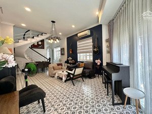 phú nhuận - mặt tiền hoa lan - lô góc 2 mặt tiền - 60.9m2 - 26.5 tỷ!