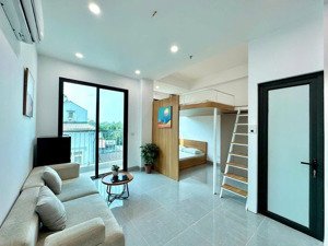chính chủ cho thuê căn hộ 1pn có gác ban công, cửa sổ ở trung tâm bình thạnh