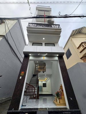 bán nhà đẹp 5 tầng 38m lô góc ngõ thông cạnh đại lộ thăng long, cách mỹ đình chỉ 6km