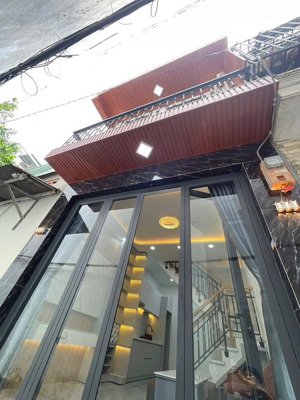 bán nhà đẹp shr - cách hẻm xe hơi 10m - đường tân mỹ - quận 7