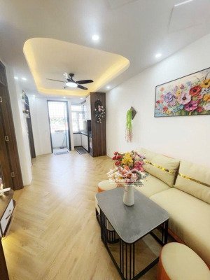 bán căn hộ ccmn 2n2wc phố đông tác - đống đa 48m2