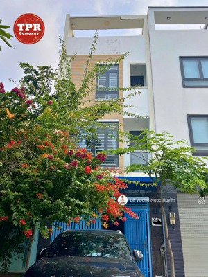 chủ nhà định cư bán nhà hẻm 12m đặng thuỳ trâm-nhà đẹp sẵn kết cấu 4 tầng 5x14m-giá 10.3 tỷ bớt lộc