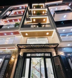 hxh thông sát mt hương lộ 2 q.bình tân - 56m2 ( 5 tầng ) 5pn - giá : 7 tỷ nhĩnh