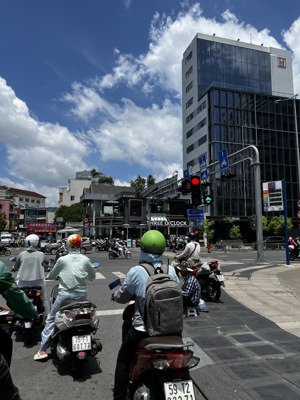 81m2 - 14.5 tỷ - huỳnh văn bánh, giao nguyễn văn trỗi - hẻm 8m, giá rất mềm