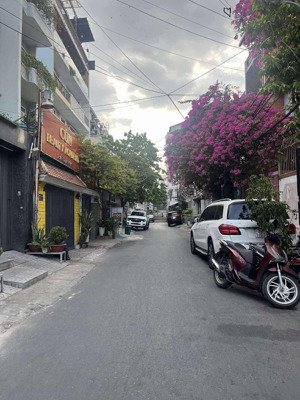 tôi bán nhà hẻm xe hơi nguyễn đình chiểu, quận 3 - 5 tầng 3x10m chỉ hơn 7 tỷ