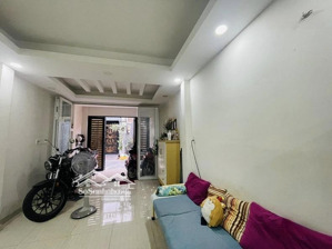 xe ngủ trong nhà cmt8 p5, tân bình, 60m2, 3 tầng, mới, ở ngay, hơn 8 tỷ