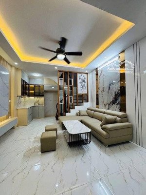 bán nhà mễ trì 34m - 6.5 tỷ - ô tô đỗ cửa lô góc 3 thoáng - sát đại lộ tl , phố kinh doanh - ở ngay