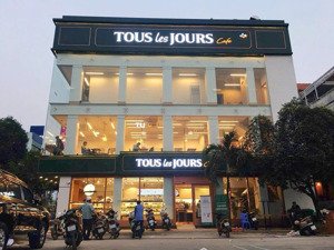 bán nhà măt tiền siêu vj trí trần huy liêu - phú nhuận -( 8x16)- 3 tầng- hdt 85tr- bán 32 tỷ