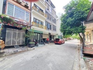 chính chủ bán nhà phú diễn 48m2 7 tầng mặt tiền 4m, vỉa hè, ô tô tránh nhau, thang máy giá 14 tỷ