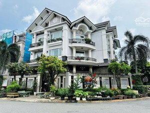 góc 2 mặt tiền 146 nguyễn văn hưởng, thảo điền, quận 2 - 472m2 ctxd hầm 3 tầng giá chỉ 117 tỷ tl