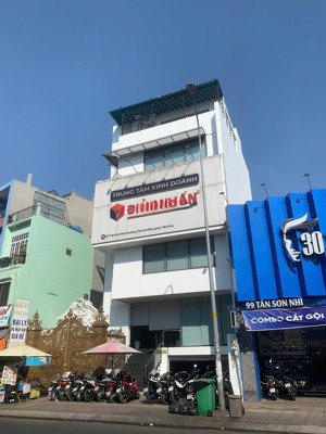 bán siêu tòa nhà mặt tiền đường số 85 tân quy quận 7 - dt: 10x20m 7 tầng hđt 250tr/th giá 38 tỷ
