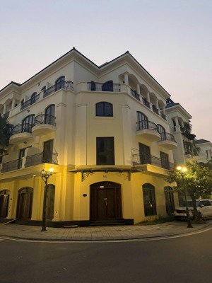 căn góc 5 tầng 149tr/m vinhomes ocean park2, diện tích lớn, mặt tiền to, sát công viên và đường lớn