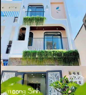 vĩnh khánh, quận 4 đường 2 ôtô tránh nhau thoải mái, gần trường học. sẵn cho thuê 18tr/th