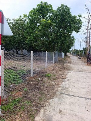 chính chủ cần bán 1.000m2 (có 136m2 thổ cư) tại la ngà, cách hồ trị an 200m. giá chỉ 1,3 tỷ